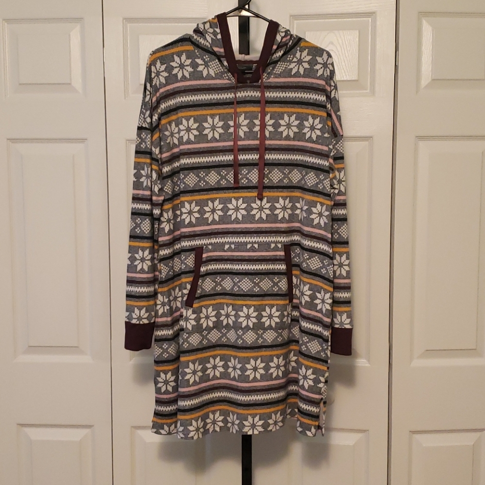 Simply Vera Hooded Dress Pajamas